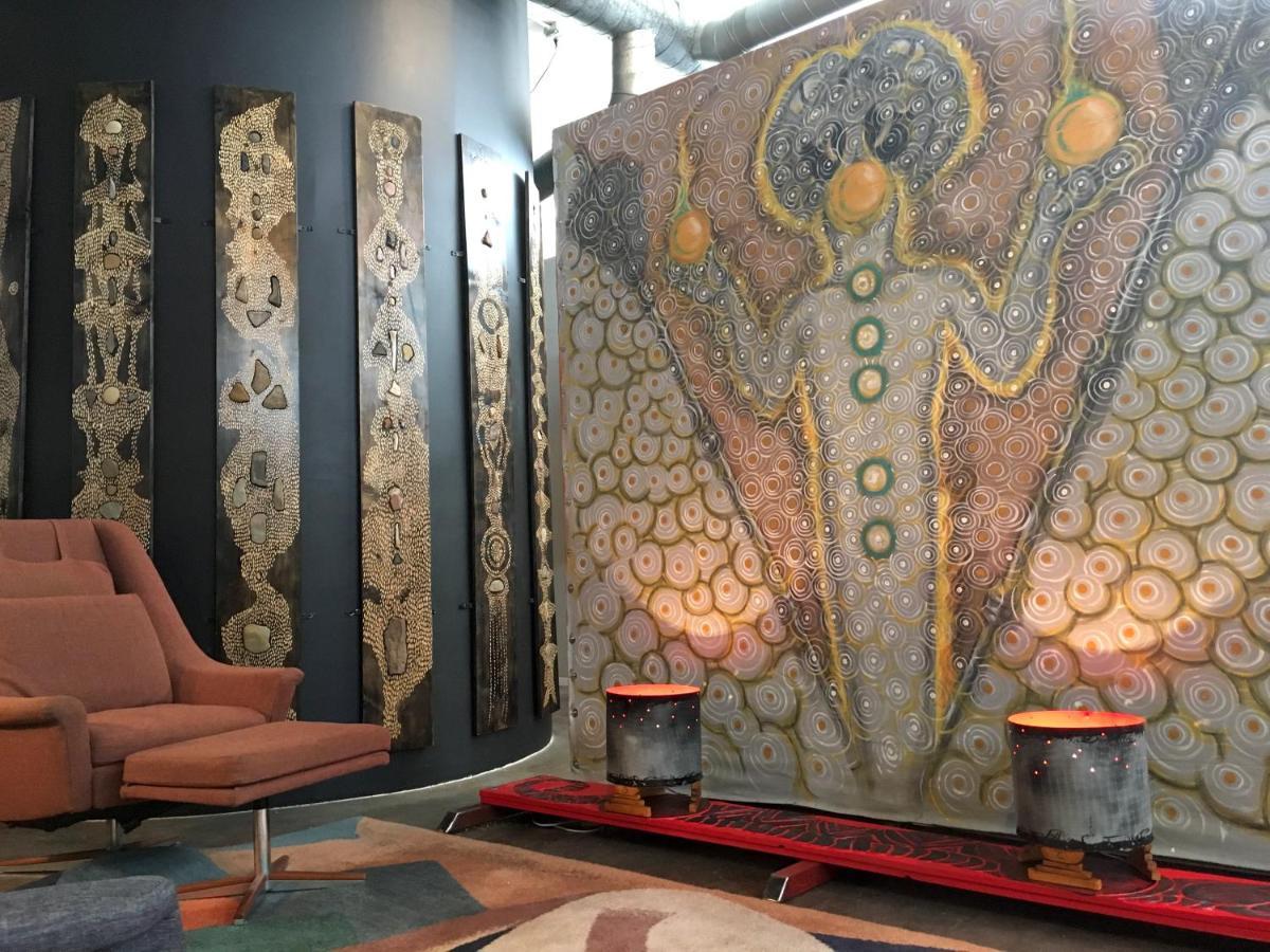 Space Castle: A 1950S Gas Station Transformed Into An Art Themed Wonderland Truth or Consequences Exteriör bild