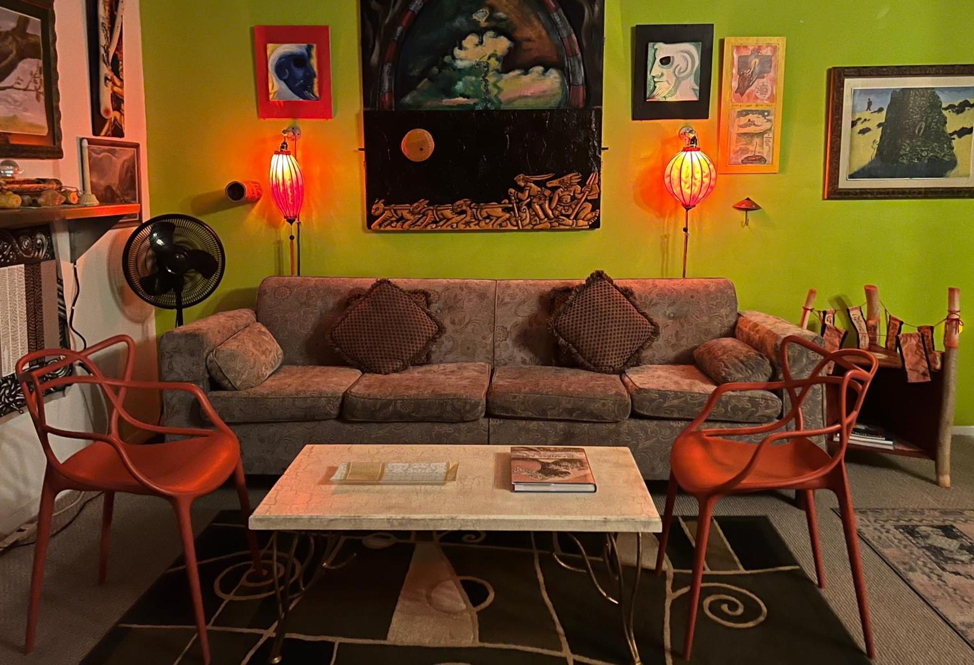 Space Castle: A 1950S Gas Station Transformed Into An Art Themed Wonderland Truth or Consequences Exteriör bild